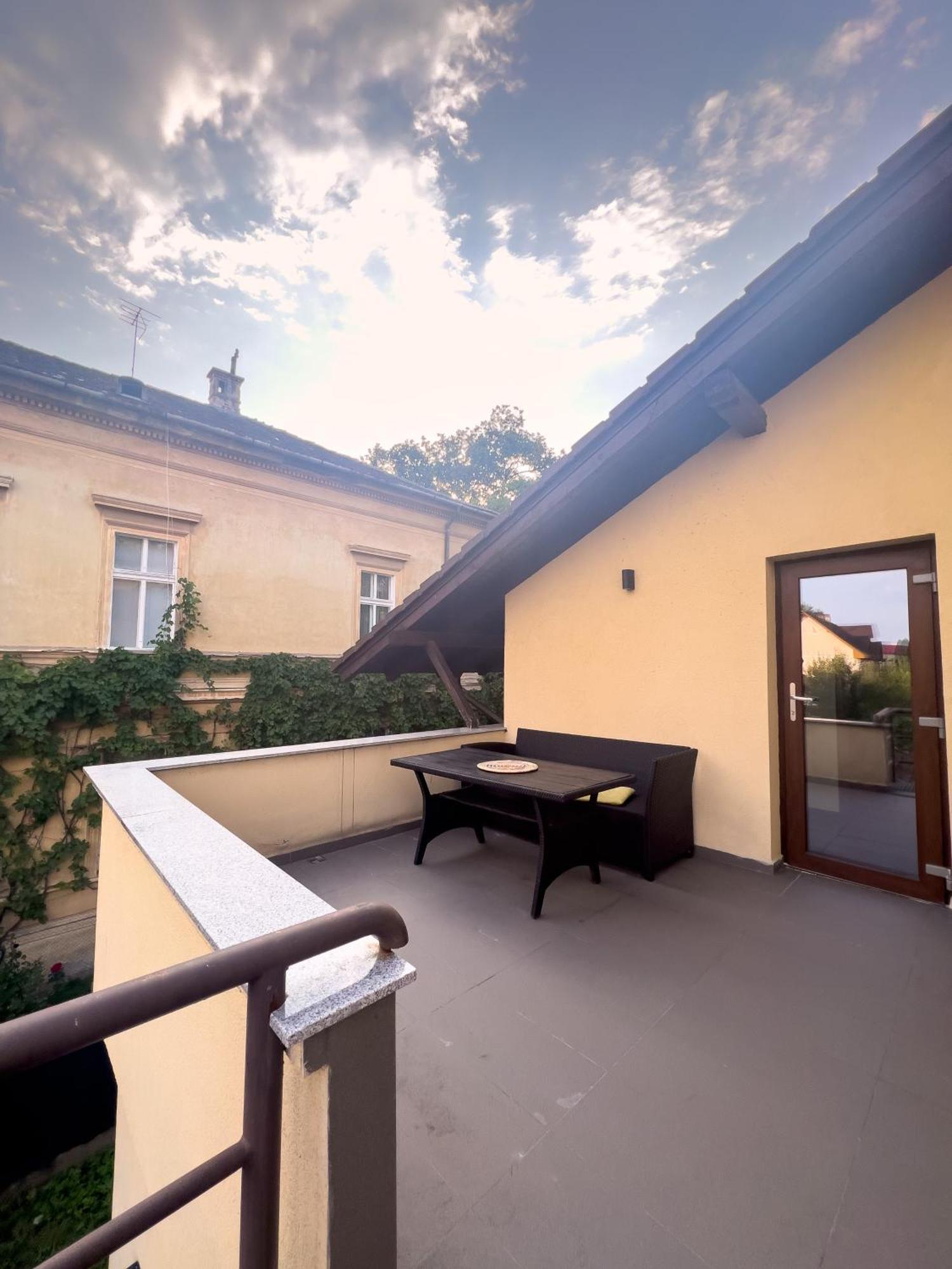 Kesletz House Otel Sibiu Dış mekan fotoğraf
